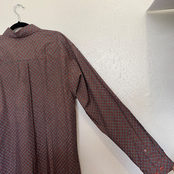 Cinch Button down shirt - Picture 4 of 4